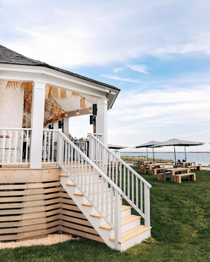 The Inn Spot Hampton Bays Exterior photo